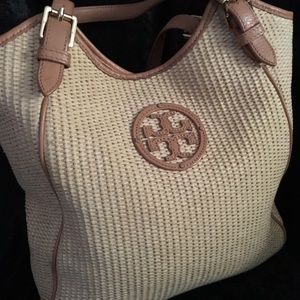 Tory Burch summer woven straw Pocketbook.